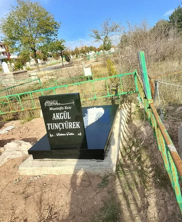 Boğazlıyan’da hizmet veren Laloğlu Doğaltaş, kişiye özel mezar tasarımları ve