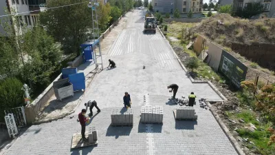 Belediye Başkanı Gökhan Coşar, çalışmaların ilçenin farklı noktalarında devam ettiğini